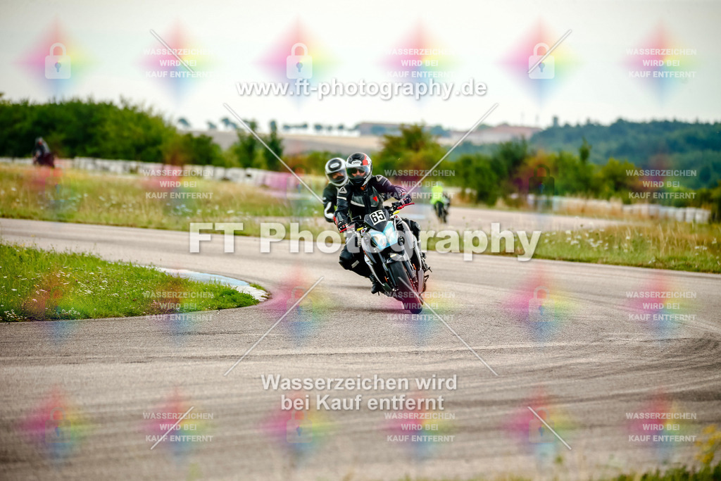 Chambley Juli-2093 | Hier findet Ihr Bilder von Touristenfahrten auf der Nürburgring Nordschleife oder von anderen Veranstaltungen die ich besucht habe. Viel Spass beim Durch Schauen 