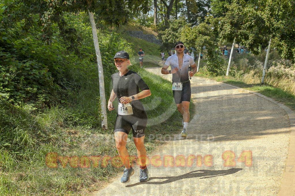 250824_1451_EX1_7789 | Sportfotografie im Rhein-Sieg Kreis, Köln, Bonn, NRW, Rheinland Pfalz, Hessen, etc. Unser Tätigkeitsfeld umfasst den Laufsport vom Volkslauf über den Marathon, Duathlon, Triathon bis zum Ultralauf wie Kölnpfad Ultra oder Schindertrail.