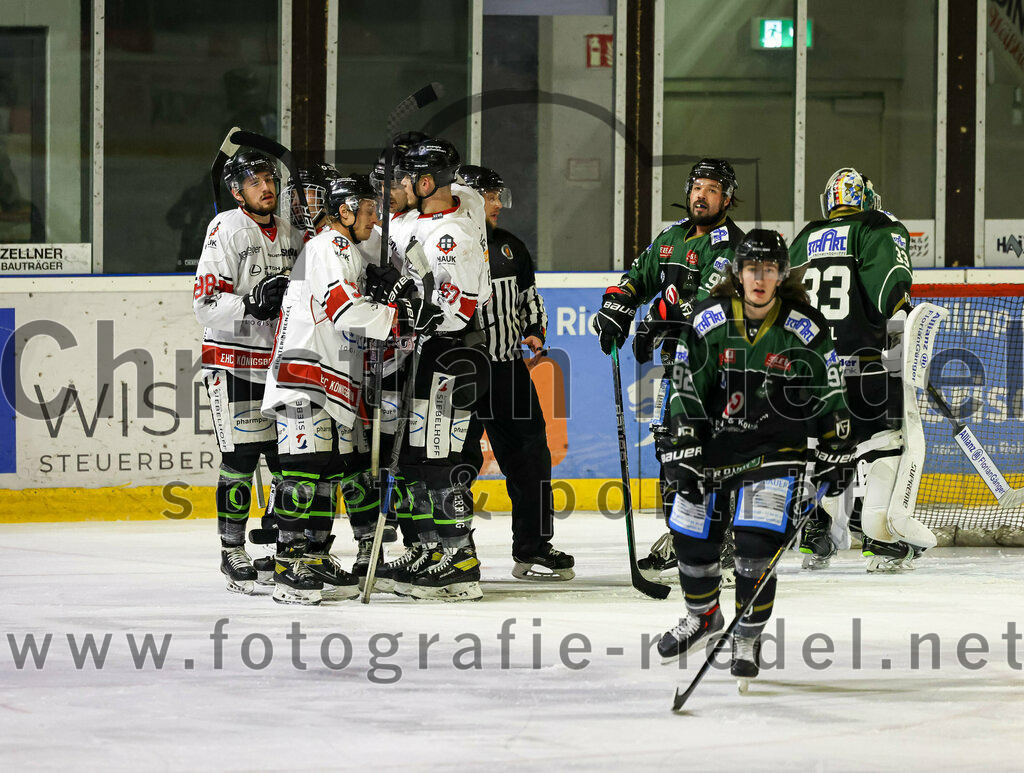 2022-11-06_079_TSV_Erding_gegen_EHC_Koenigsbrunn | Erding, Deutschland, 06.11.2022:
Eishockey, Bayernliga 2022 / 2023, 11. Spieltag, TSV Erding gegen EHC Königsbrunn, Endergebnis: 1:7

Foto: Christian Riedel / fotografie-riedel.net