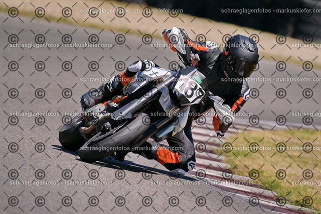 26bt04-1210 | markuskiefer.com - Realisiert mit Pictrs.com
