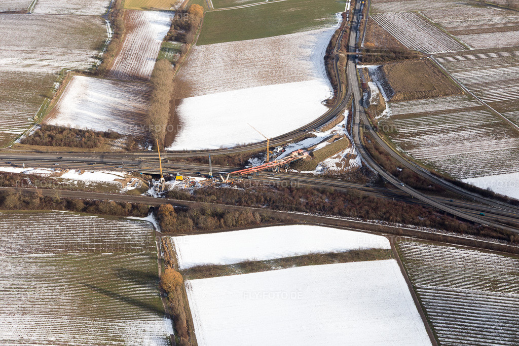 Luftbild: Dammheim, Baustelle der neuen Brücke für Ausfahrt der A65 Landau Nord im Ortsteil Dammheim in Landau im Bundesland Rheinland-Pfalz in Deutschland. Foto: IMG_096241.jpg vom 15.01.2017 durch Werner Riehm/FLY-FOTO.de