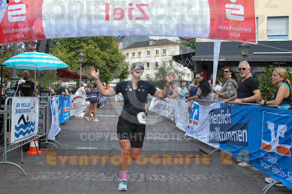 250824_1522_EV4_2833 | Sportfotografie im Rhein-Sieg Kreis, Köln, Bonn, NRW, Rheinland Pfalz, Hessen, etc. Unser Tätigkeitsfeld umfasst den Laufsport vom Volkslauf über den Marathon, Duathlon, Triathon bis zum Ultralauf wie Kölnpfad Ultra oder Schindertrail.