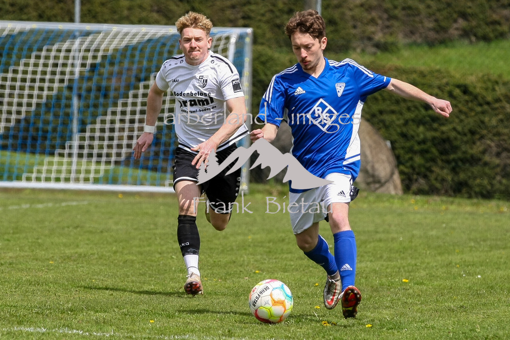 993T1421 | re. Maximilian Straub