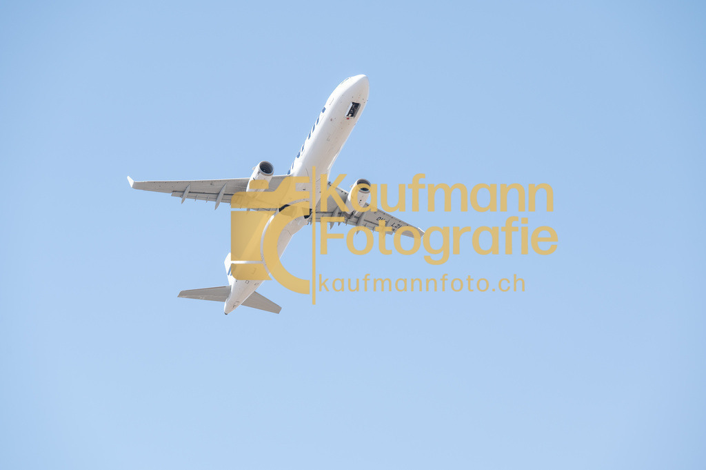 Planespotting_TFS_def-3008 | kaufmannfoto - Realisiert mit Pictrs.com