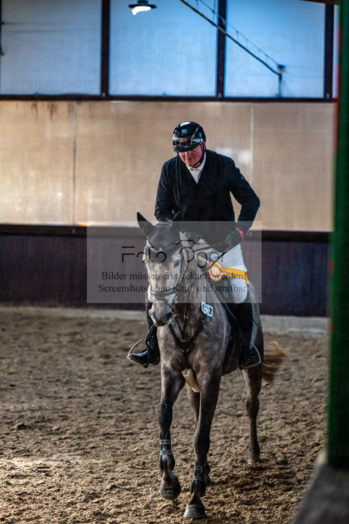20240308-DOS_2788 | Entdecke hochwertige Reitturnierfotos von Foto Oger. Professionell, emotional und authentisch – jetzt Lieblingsmomente im Shop bestellen.Deutschlandweite Turnierfotografie. - Realisiert mit Pictrs.com