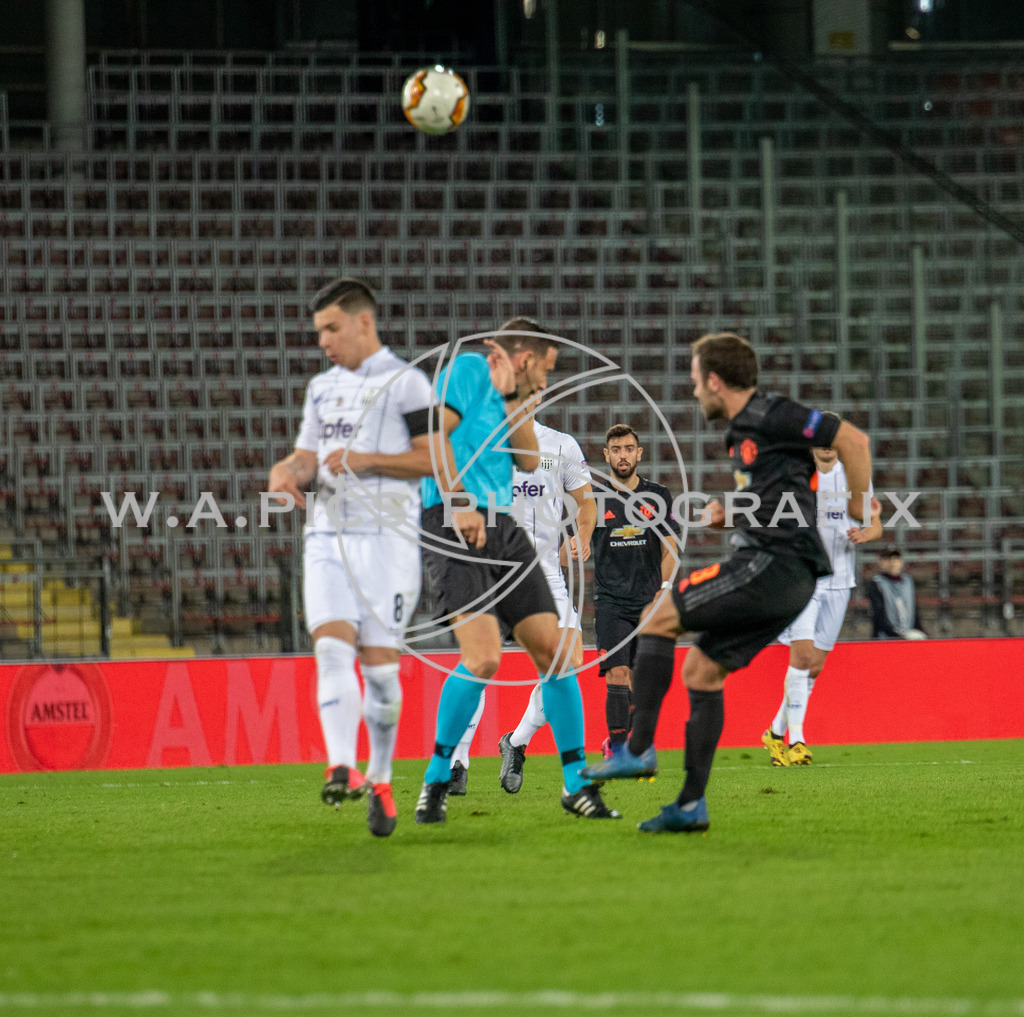 LASK Linz vs Manchester United | Linz, AUSTRIA 12.03.20 - SOCCER-EURO LEAGUE, LASK Linz vs Manchester United  Image shows: Artur Dias (Referee)
Photo: Sportmediapics.com/ Andreas Willdoner