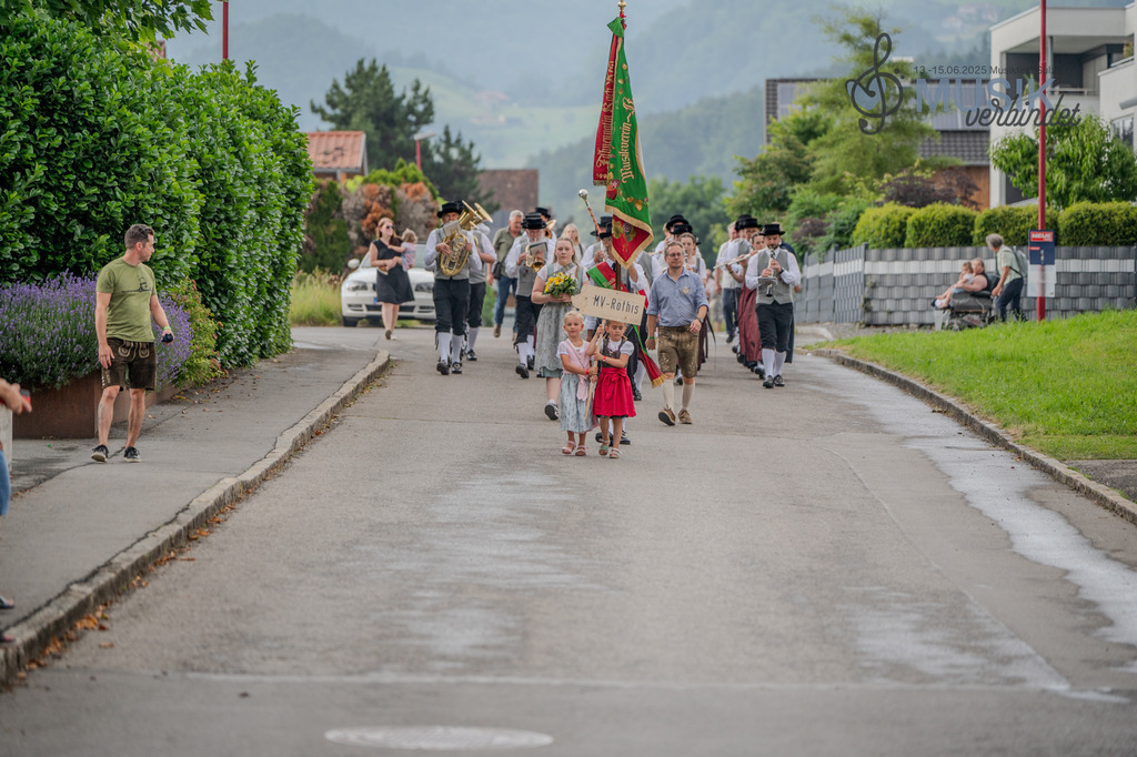 DSC_4131 | "Fussifoto.com – Ihr Ansprechpartner für hochwertige Fotografie! Entdecken Sie kreative Bilder und professionelle Dienstleistungen. Kontaktieren Sie uns für Ihre Projekte!"