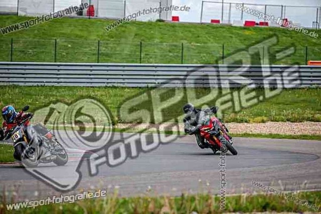 pubi7771 | Professionelle Fotos von Sportveranstaltungen, aber auch Hochzeiten und anderen Events. - Realisiert mit Pictrs.com