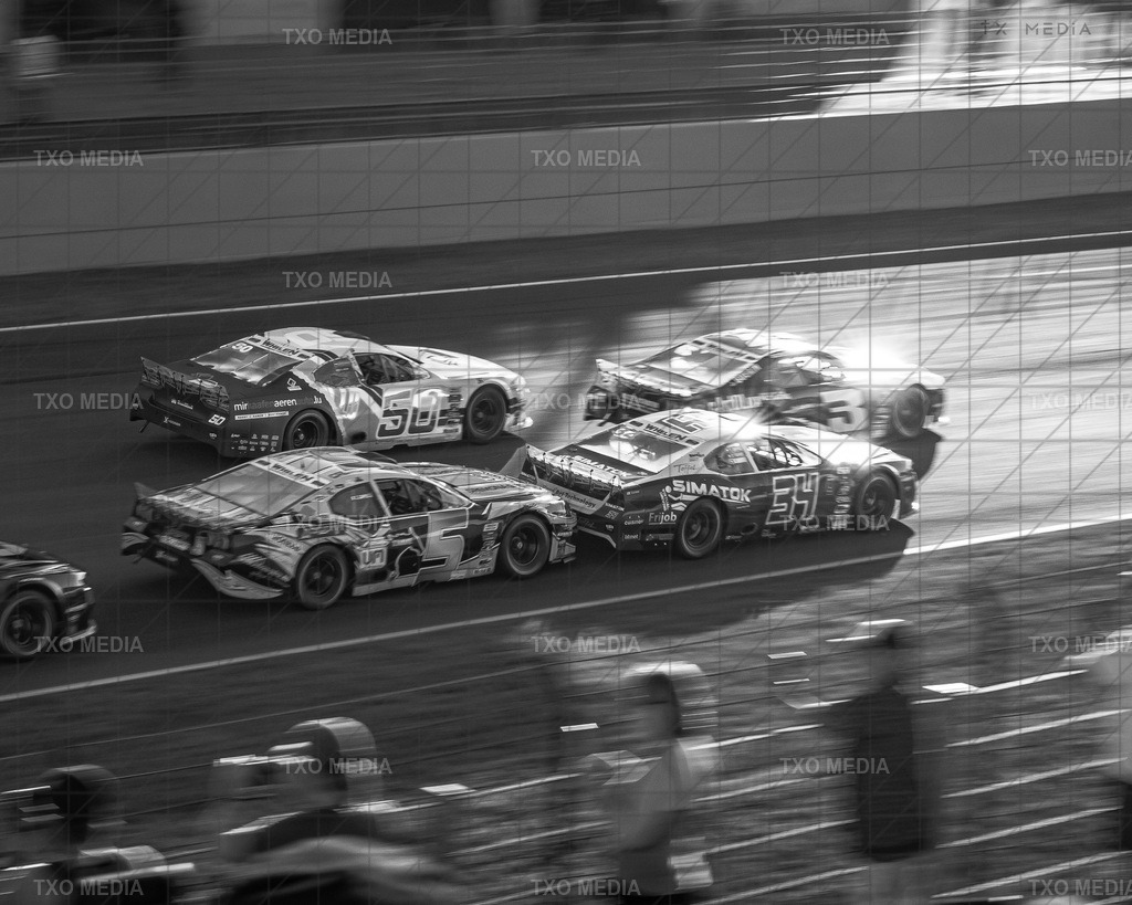 EURONASCAR OSCHERSLEBEN | Exklusive Motorsport-Fotografie aus Leipzig von TXO Media – für Rennfahrer, Teams & Sponsoren. Sausemuth liefert starke Bilder, die Emotion zeigen. Jetzt buchen & glänzen! - Realisiert mit Pictrs.com