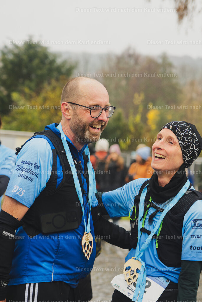 cineathletes-huegelland-2025-11-09-12-15-43 | Sportfotografie rund um Obstacle Course Racing und Trail Run - Realisiert mit Pictrs.com