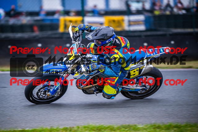 MaZZes_FotoMatrix_231001_9395 | S2