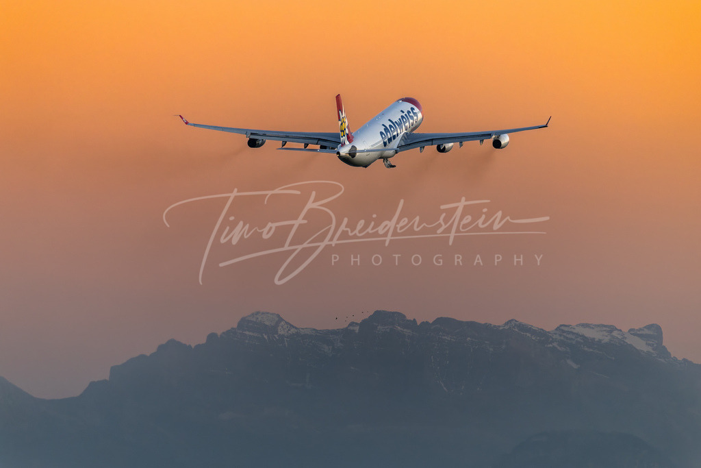 20241101-822A5388 Kopie | Buy high-quality aviation and travel photography prints by professional photographer Timo Breidenstein. Authentic images, professionally printed, worldwide shipping. - Realisiert mit Pictrs.com