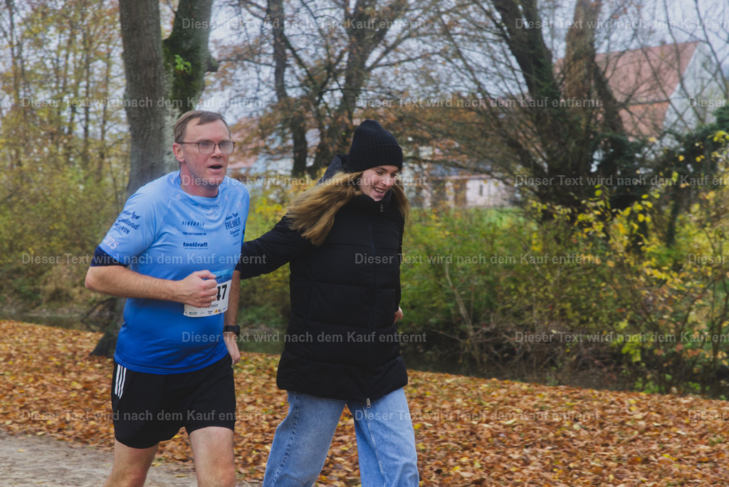cineathletes-huegelland-2025-11-09-12-32-08 | Sportfotografie rund um Obstacle Course Racing und Trail Run - Realisiert mit Pictrs.com