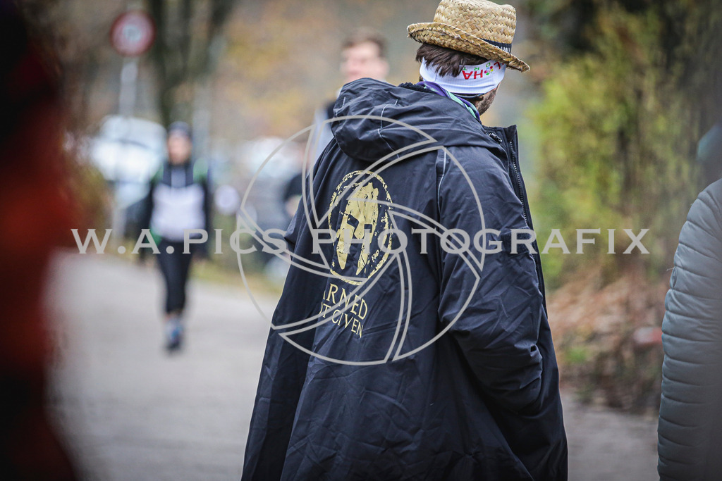..... | LEONDING,AUSTRIA,8.November 25, Kürnberglauf 2025  , Image shows: Photo: WAPICS / Andreas Willdoner