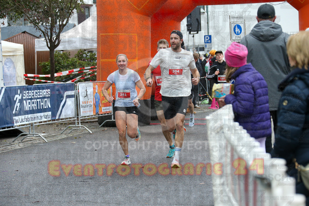 251130_1140_EX1_8156 | Sportfotografie im Rhein-Sieg Kreis, Köln, Bonn, NRW, Rheinland Pfalz, Hessen, etc. Unser Tätigkeitsfeld umfasst den Laufsport vom Volkslauf über den Marathon, Duathlon, Triathon bis zum Ultralauf wie Kölnpfad Ultra oder Schindertrail.