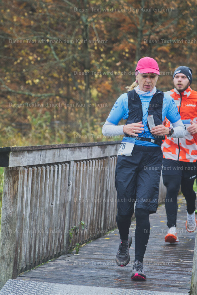 cineathletes-huegelland-2025-11-09-10-50-20 | Sportfotografie rund um Obstacle Course Racing und Trail Run - Realisiert mit Pictrs.com