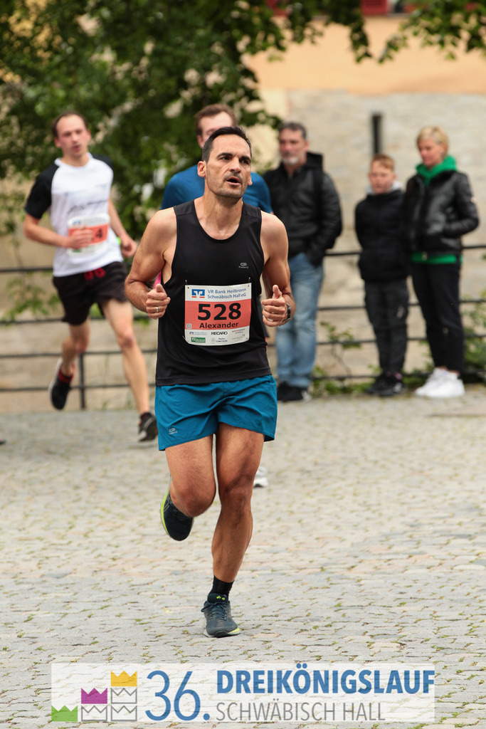 VR Bank Hauptlauf 10km | 3königslauf 2022 VR Bank Hauptlauf - Realisiert mit Pictrs.com