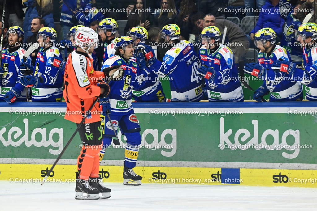 EC IDM WÄRMEPUMPEN VSV vs. MOSER MEDICAL GRAZ99ERS | Jubel EC VSV, #13 Adam Helewka EC VSV, EC IDM WÄRMEPUMPEN VSV vs. MOSER MEDICAL GRAZ99ERS, EC IDM WÄRMEPUMPEN VSV vs. MOSER MEDICAL GRAZ99ERS am 17.03.2026 in Villach (Stadthalle Villach), Austria, (Photo by Bernd Stefan)