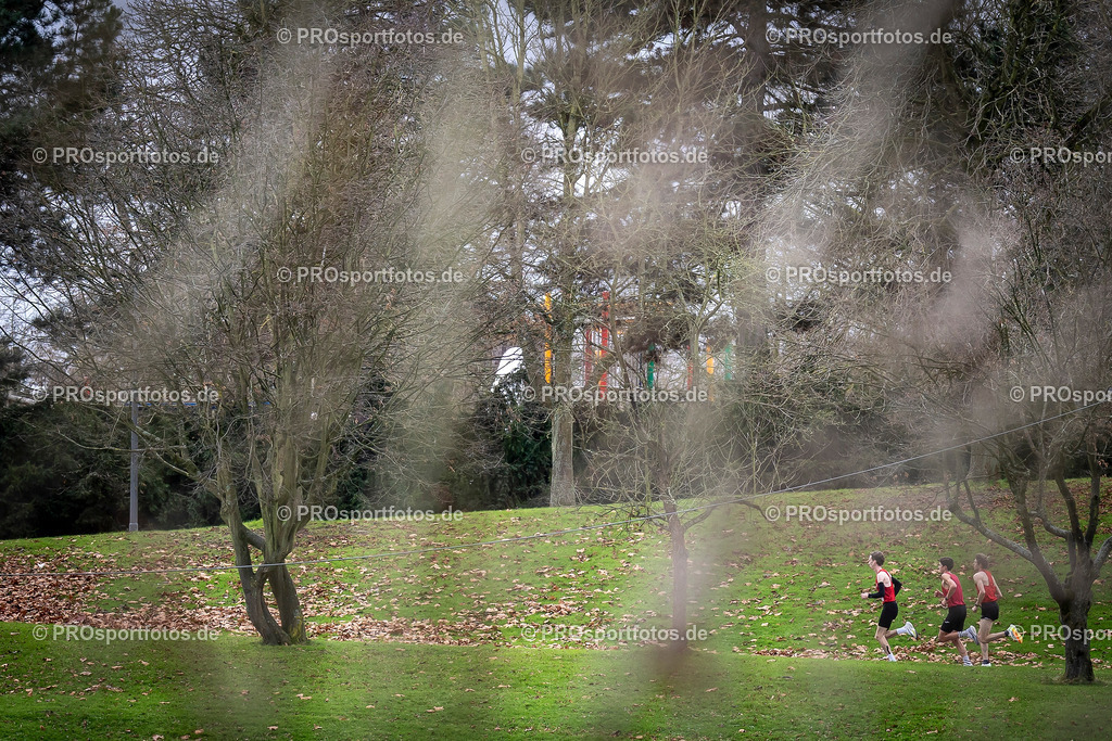 Bonner Nikolauslauf in Bonn, 08.12.2024 | Impressionen vom Bonner Nikolauslauf am 08.12.2024 in Bonn (Freizeitpark Rheinaue). Foto: BEAUTIFUL SPORTS/Axel Kohring