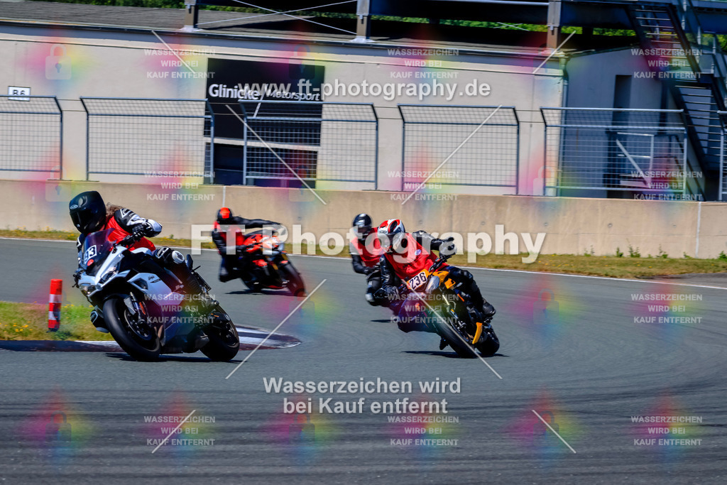 _TCM6692 | Hier findet Ihr Bilder von Touristenfahrten auf der Nürburgring Nordschleife oder von anderen Veranstaltungen die ich besucht habe. Viel Spass beim Durch Schauen 